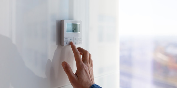 Reformas Integrales de Tiendas y Locales  Comerciales Sarrión · Instalación Domótica y Automatización